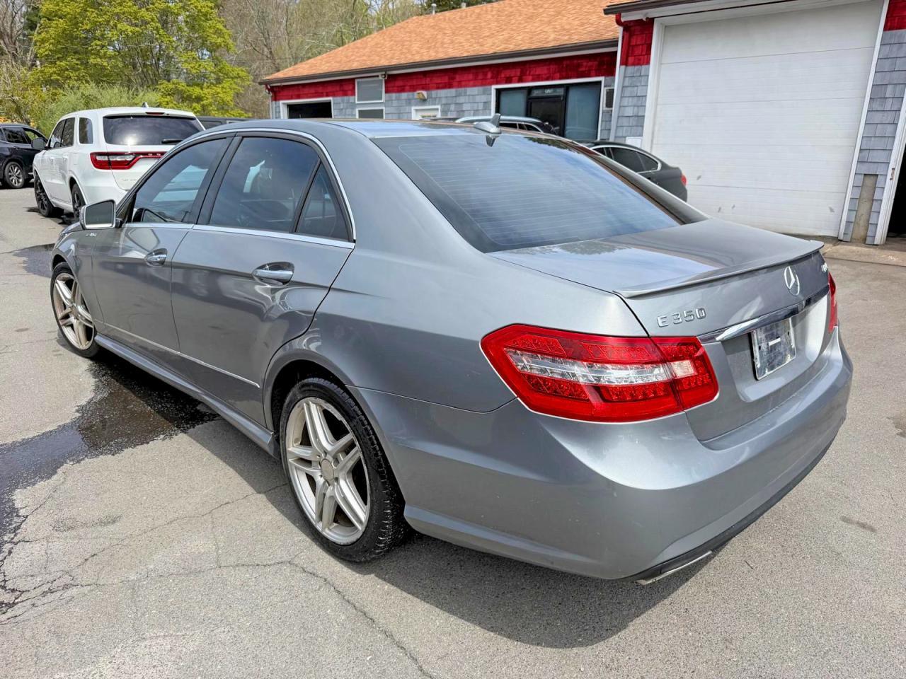 2013 MERCEDES-BENZ E-Class