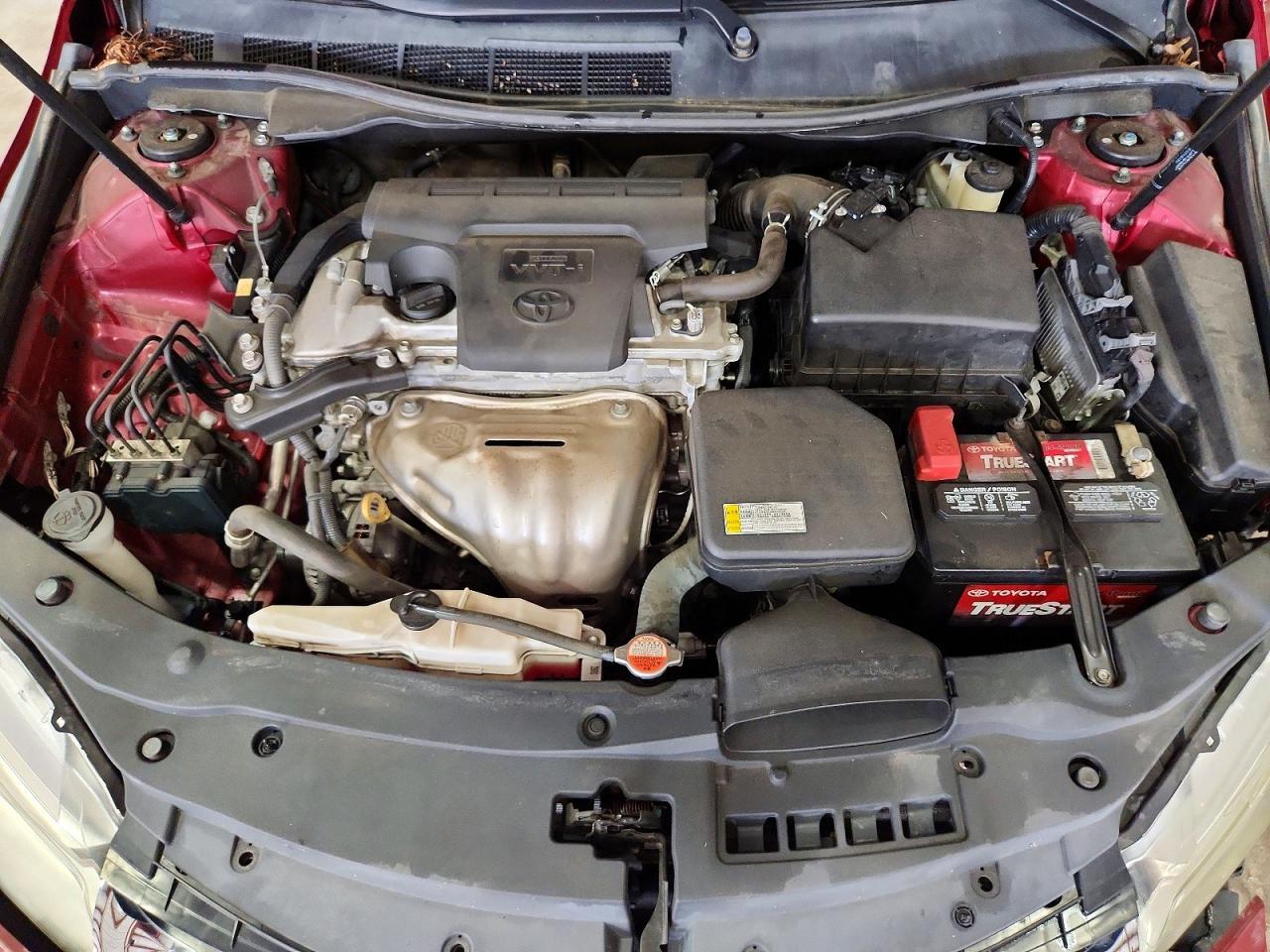 2016 TOYOTA CAMRY