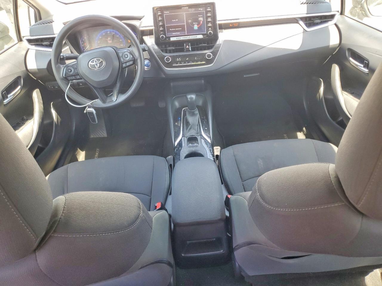 2021 TOYOTA COROLLA