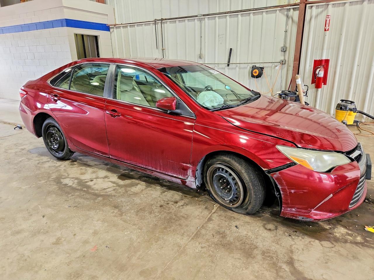 2016 TOYOTA CAMRY