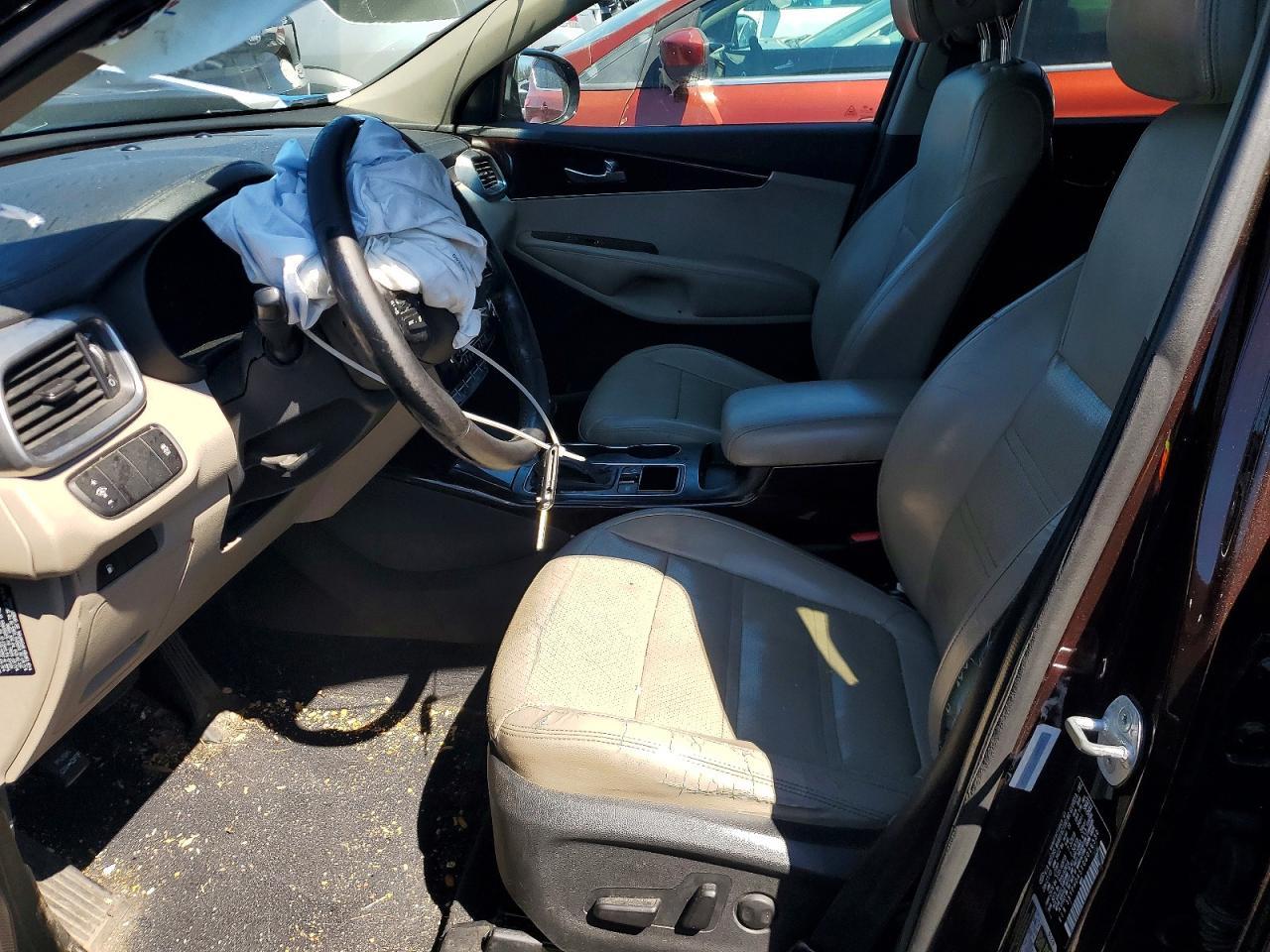 2016 KIA SORENTO