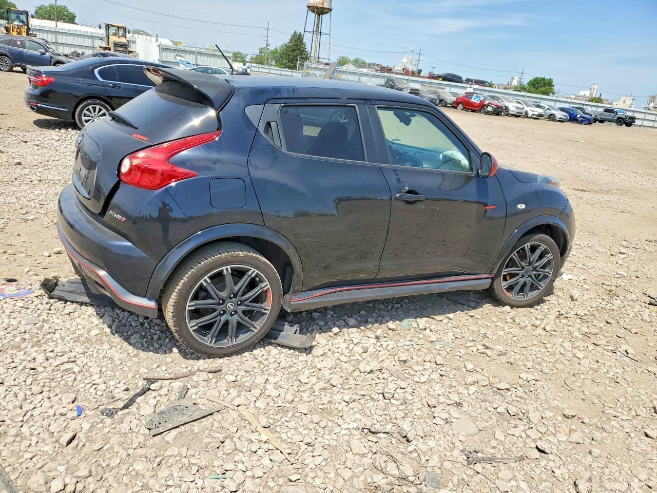 2013 NISSAN Juke