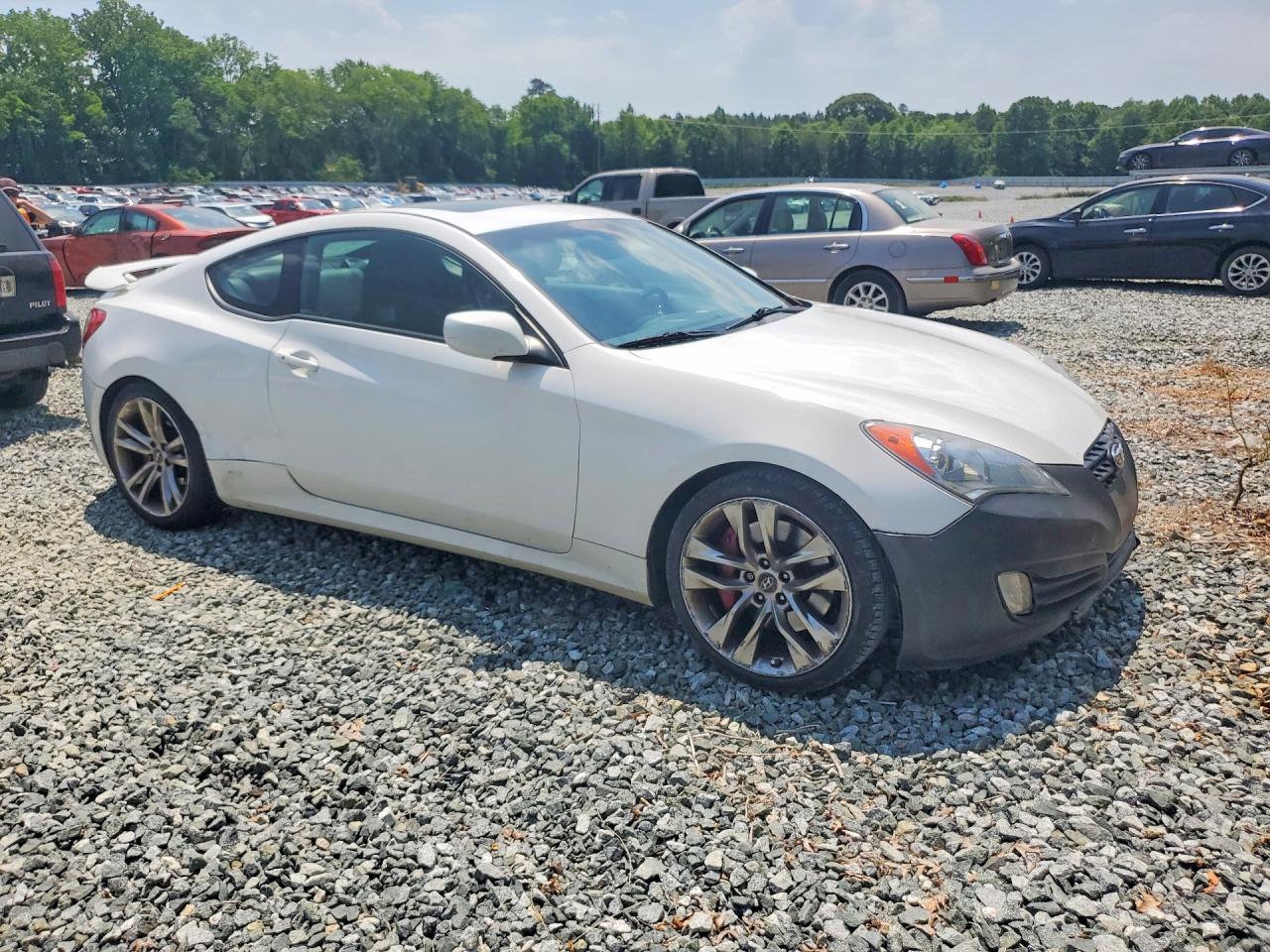 2012 HYUNDAI GENESIS