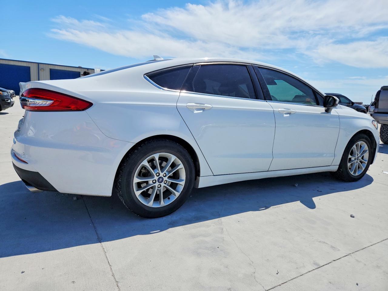 2019 FORD FUSION