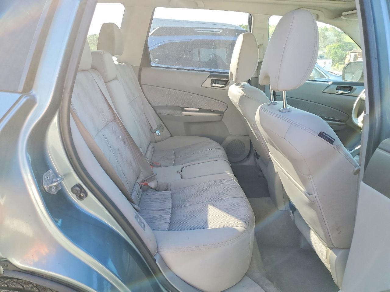 2010 SUBARU FORESTER