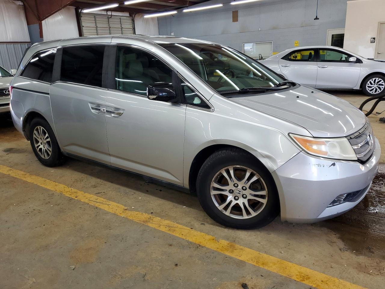 2011 HONDA ODYSSEY