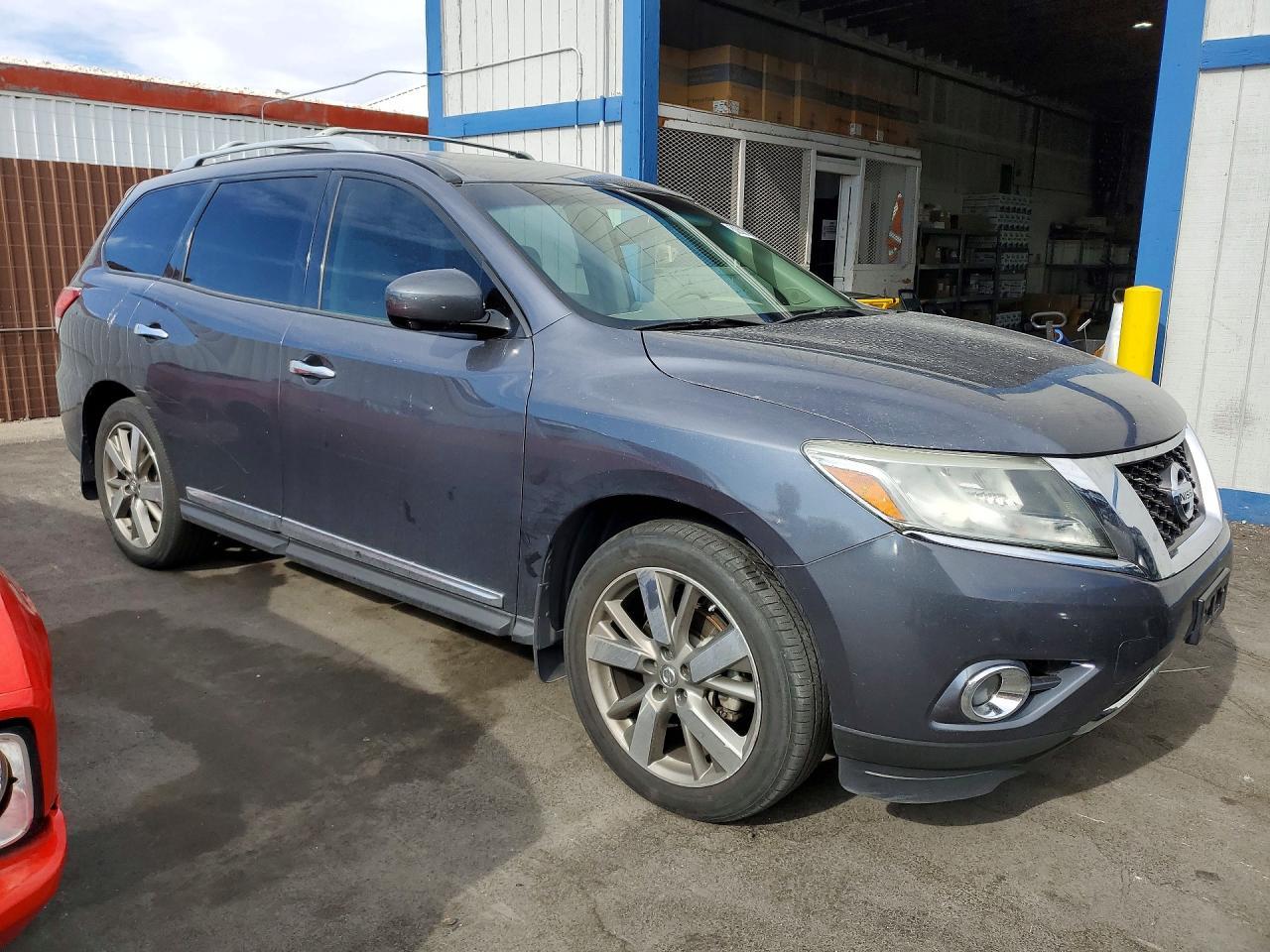 2014 NISSAN PATHFINDER