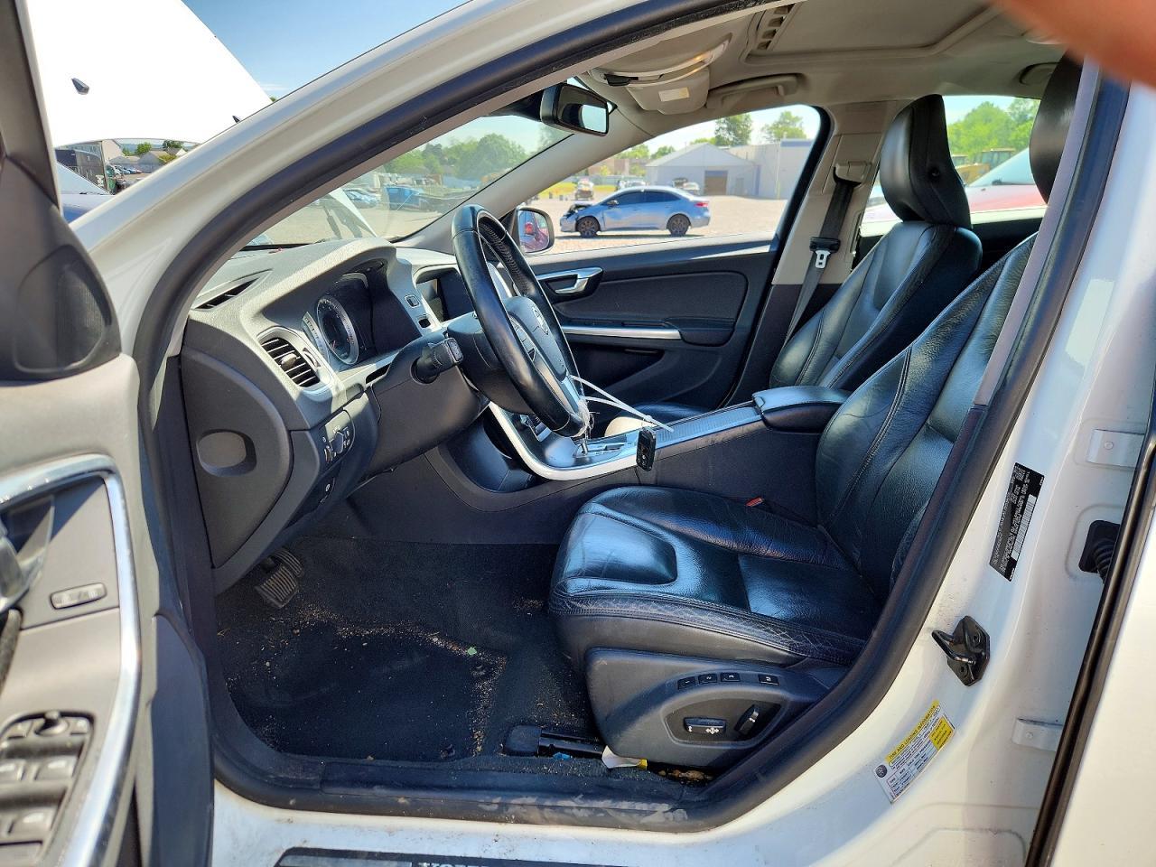 2012 VOLVO S60