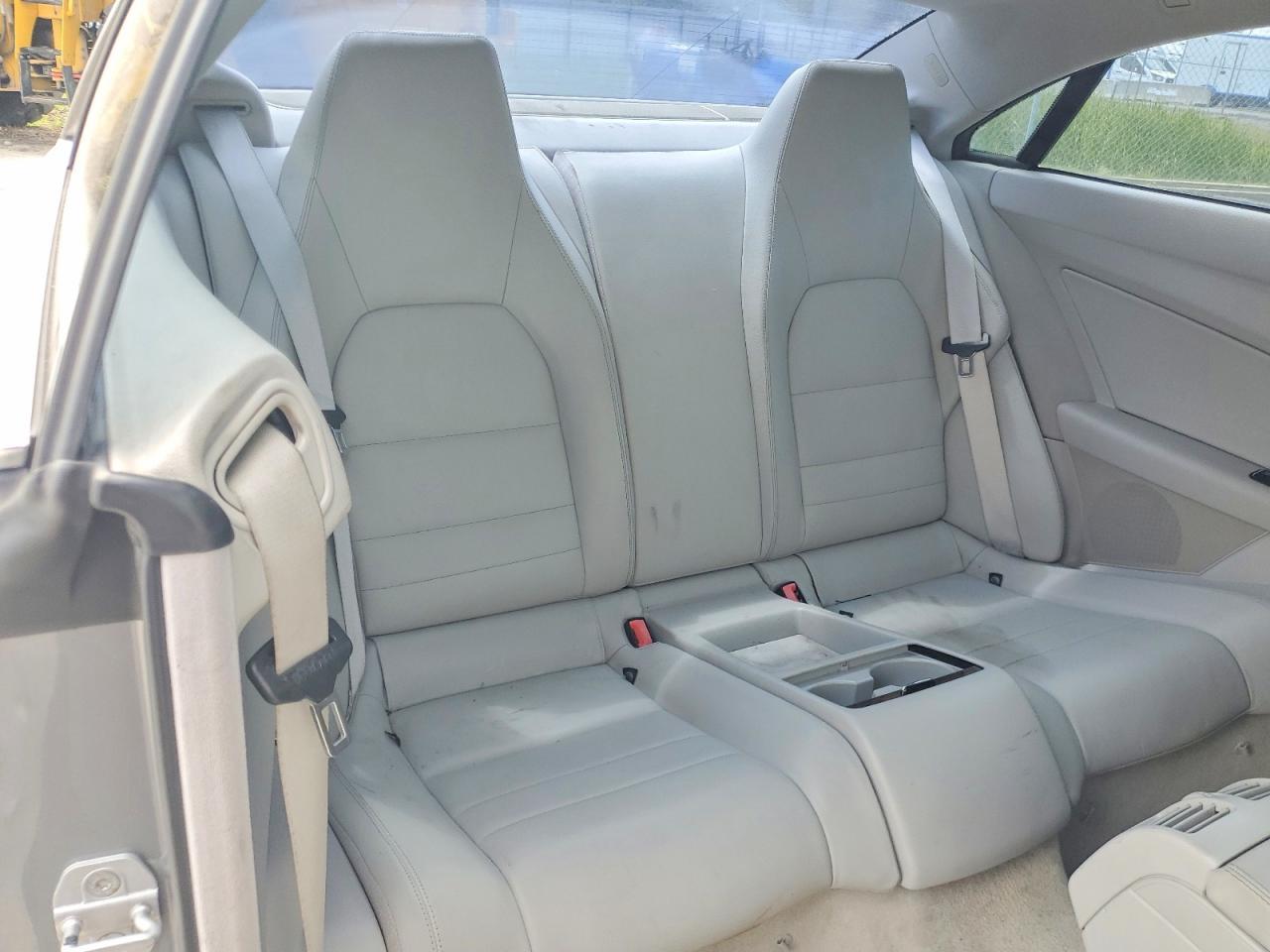 2010 MERCEDES-BENZ E-Class
