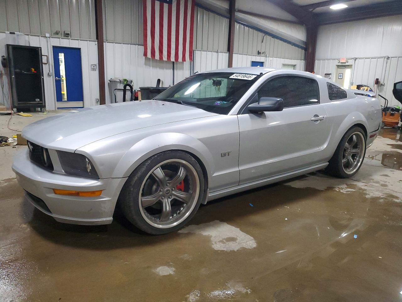 2005 FORD MUSTANG
