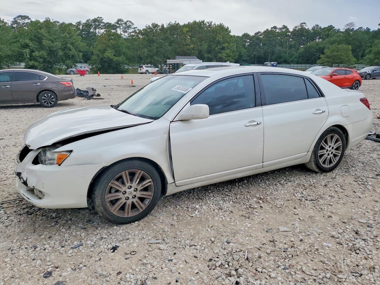 2009 TOYOTA Avalon