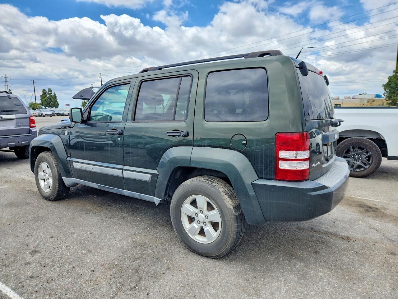 2011 JEEP Liberty