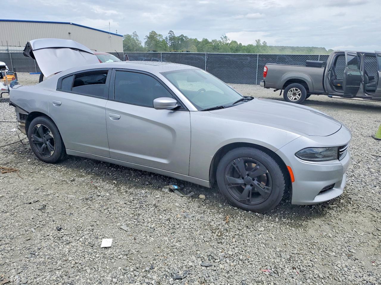 2015 DODGE CHARGER