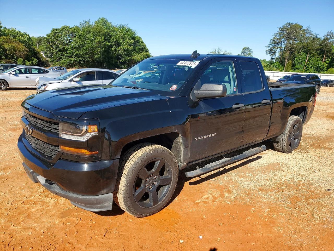 2018 CHEVROLET Silverado