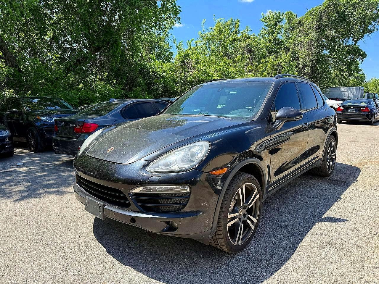 2012 PORSCHE CAYENNE