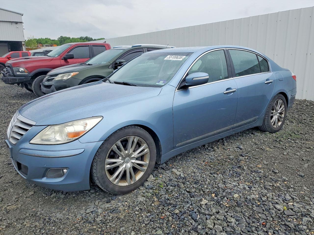 2010 HYUNDAI GENESIS