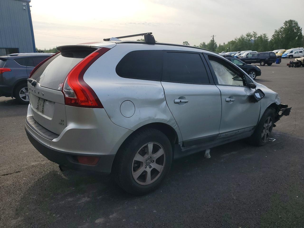 2010 VOLVO XC60