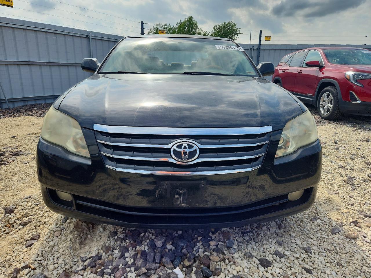 2005 TOYOTA Avalon