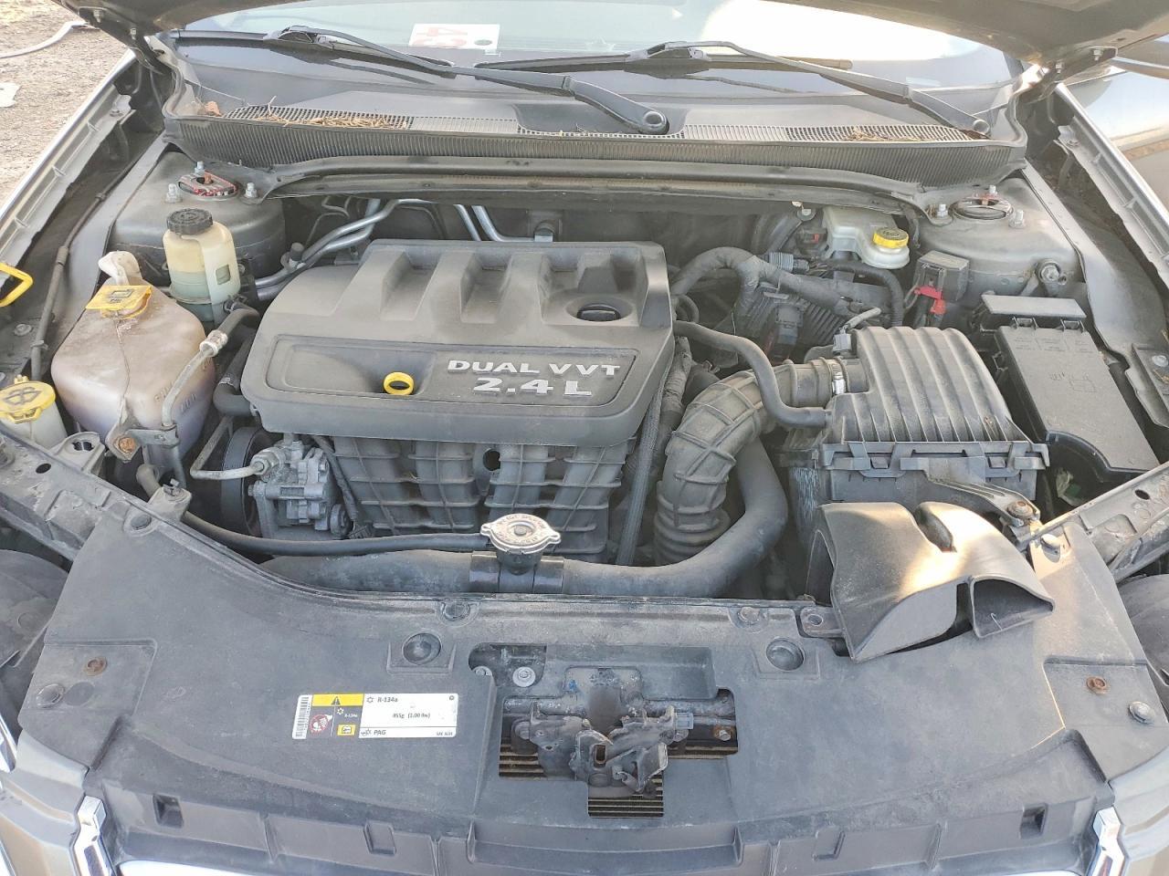 2013 CHRYSLER 200