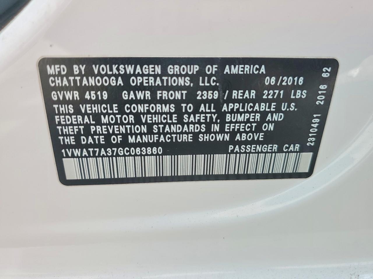 2016 VOLKSWAGEN Passat