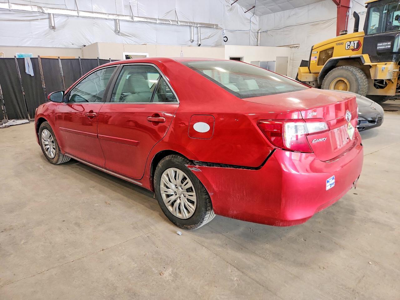 2014 TOYOTA CAMRY