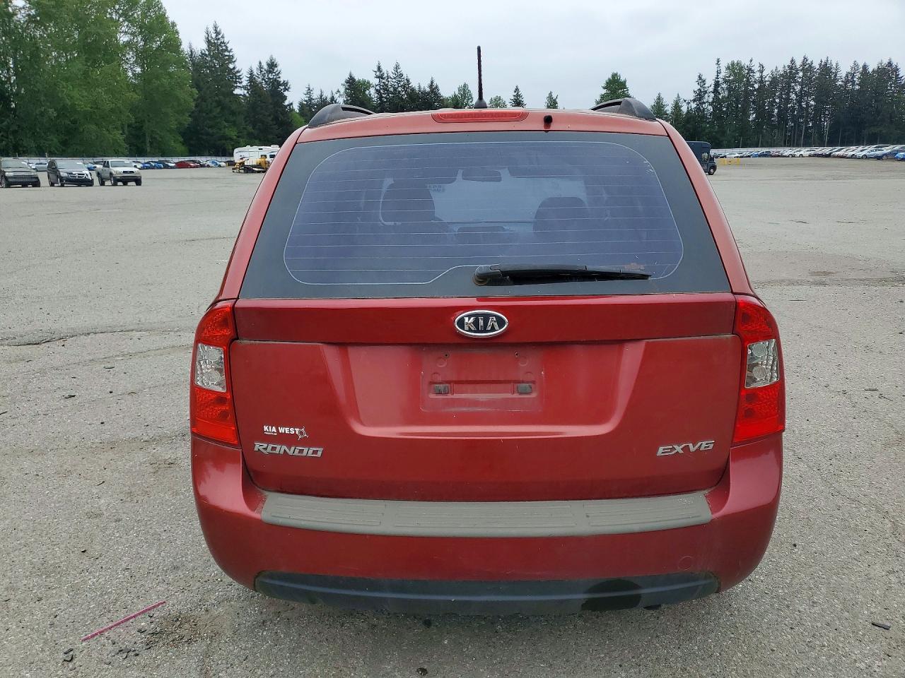 2008 KIA RONDO