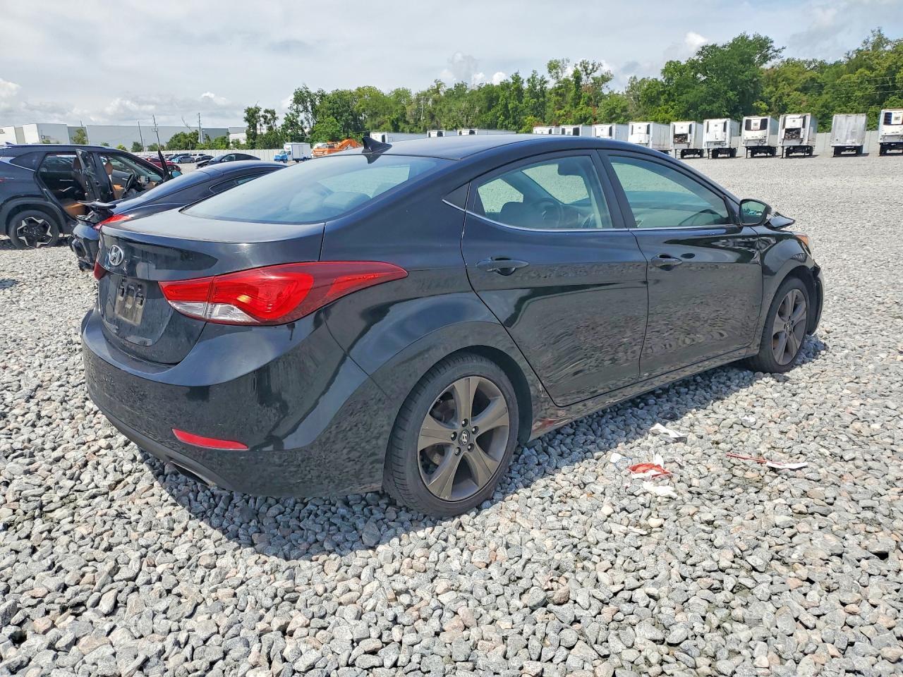 2014 HYUNDAI ELANTRA
