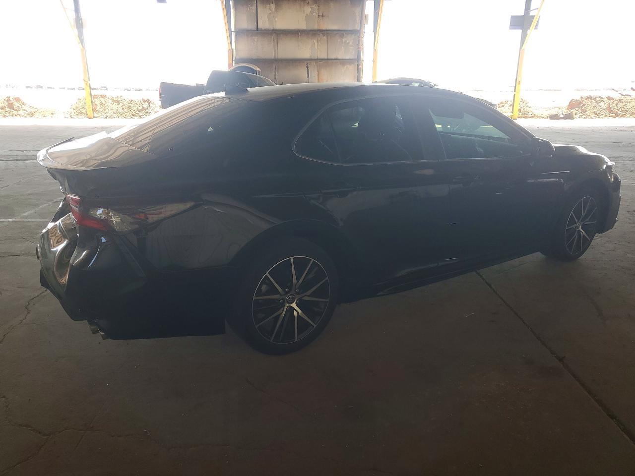 2023 TOYOTA CAMRY