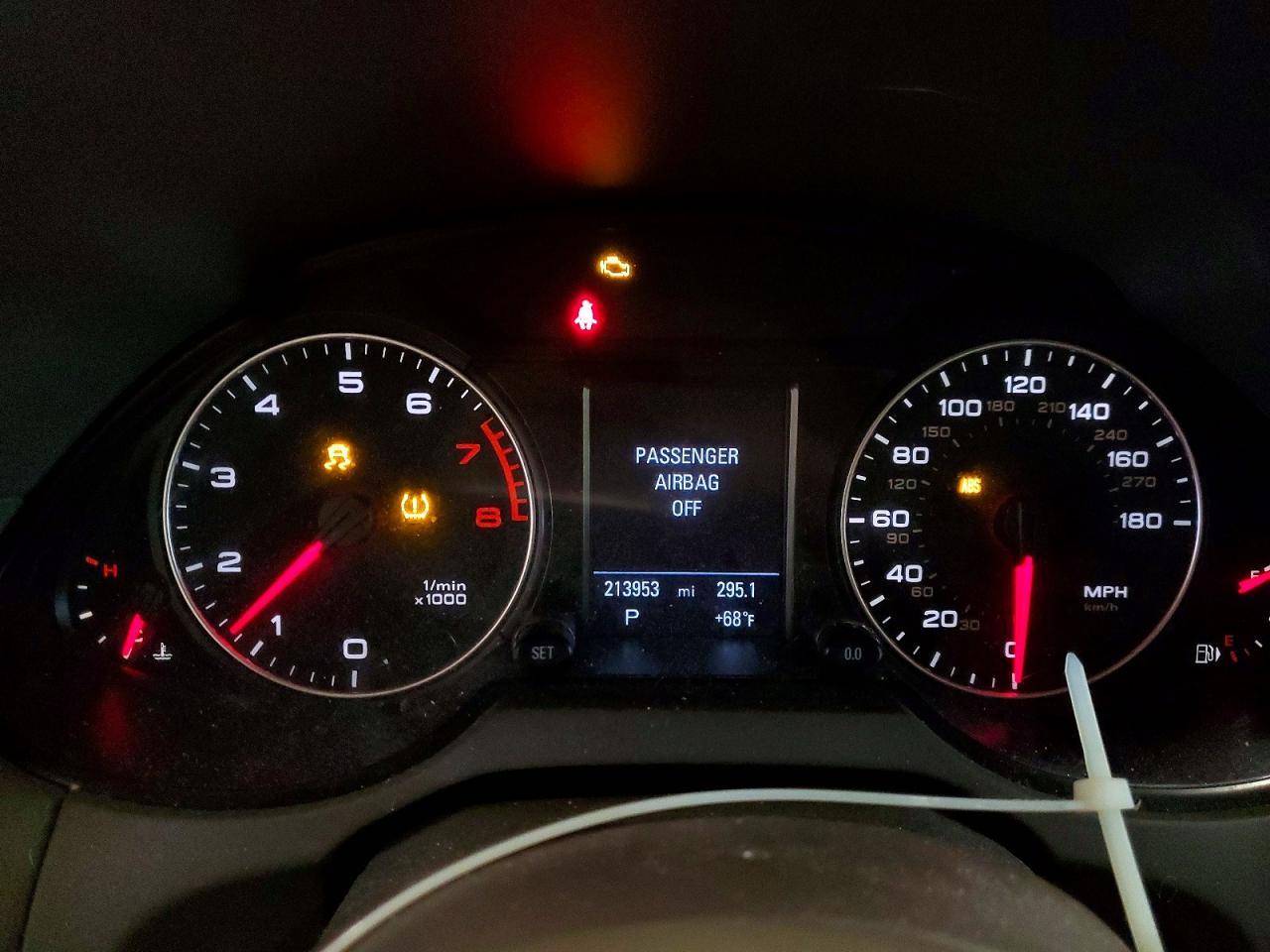 2010 AUDI Q5
