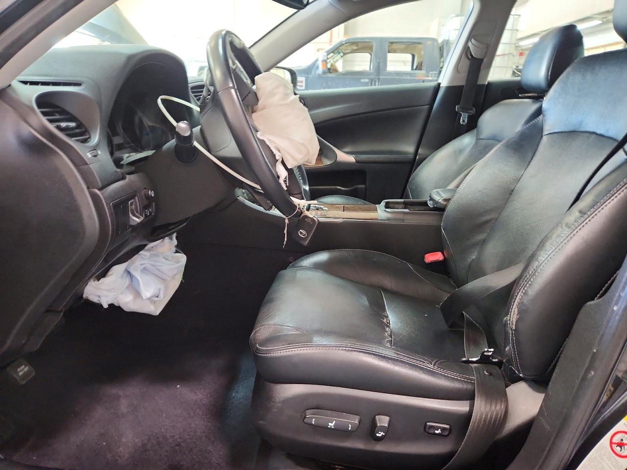 2010 LEXUS IS 250