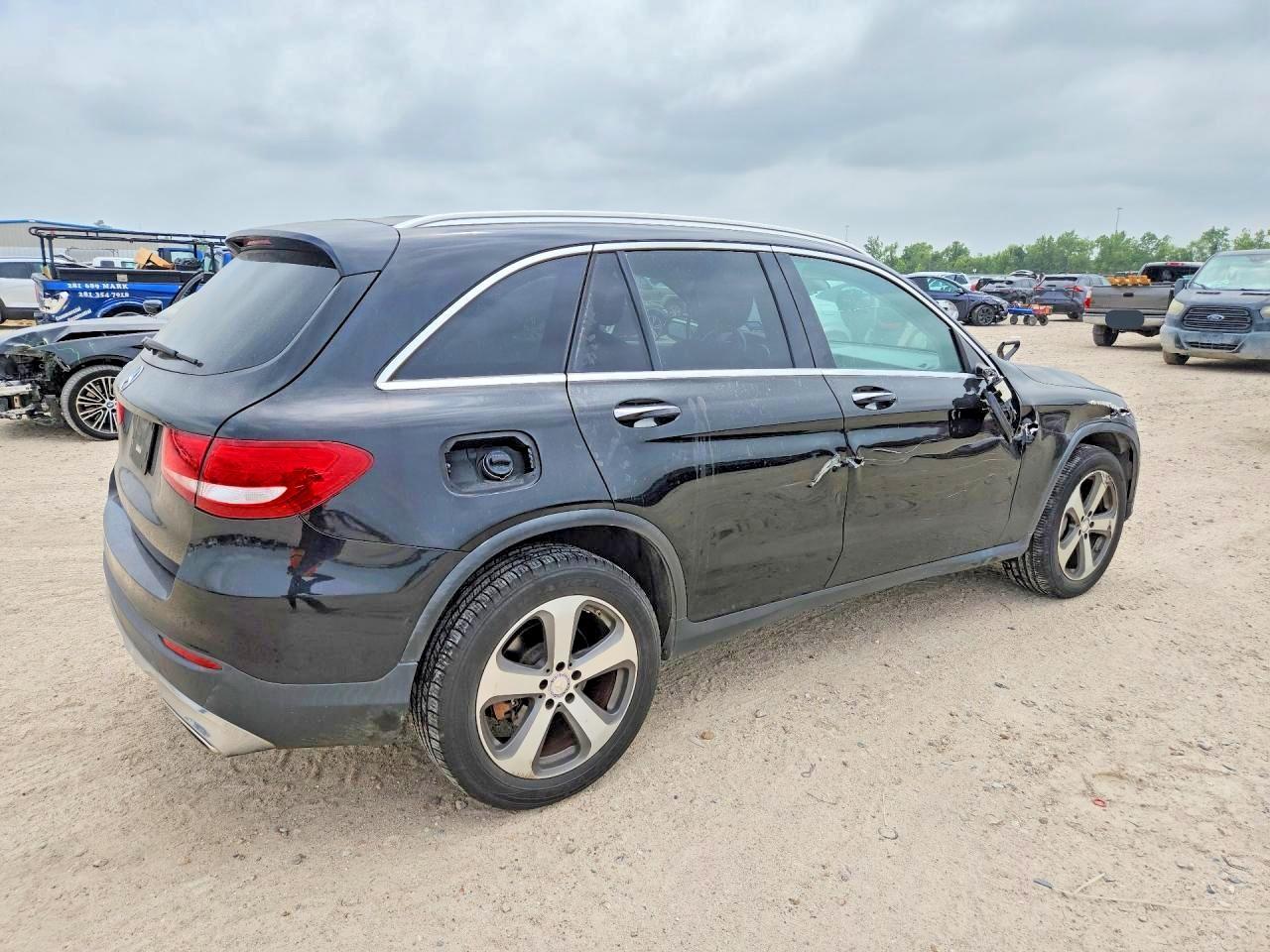 2016 MERCEDES-BENZ GLC-Class