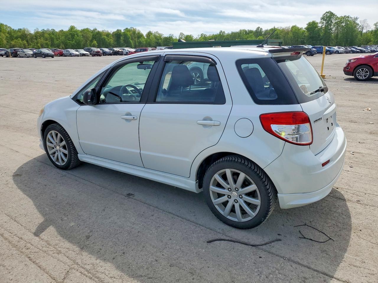 2013 SUZUKI SX4