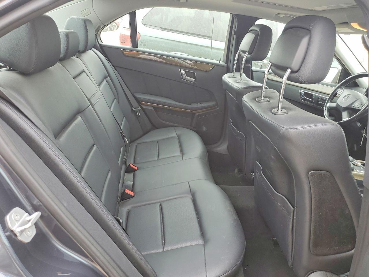 2010 MERCEDES-BENZ E-Class