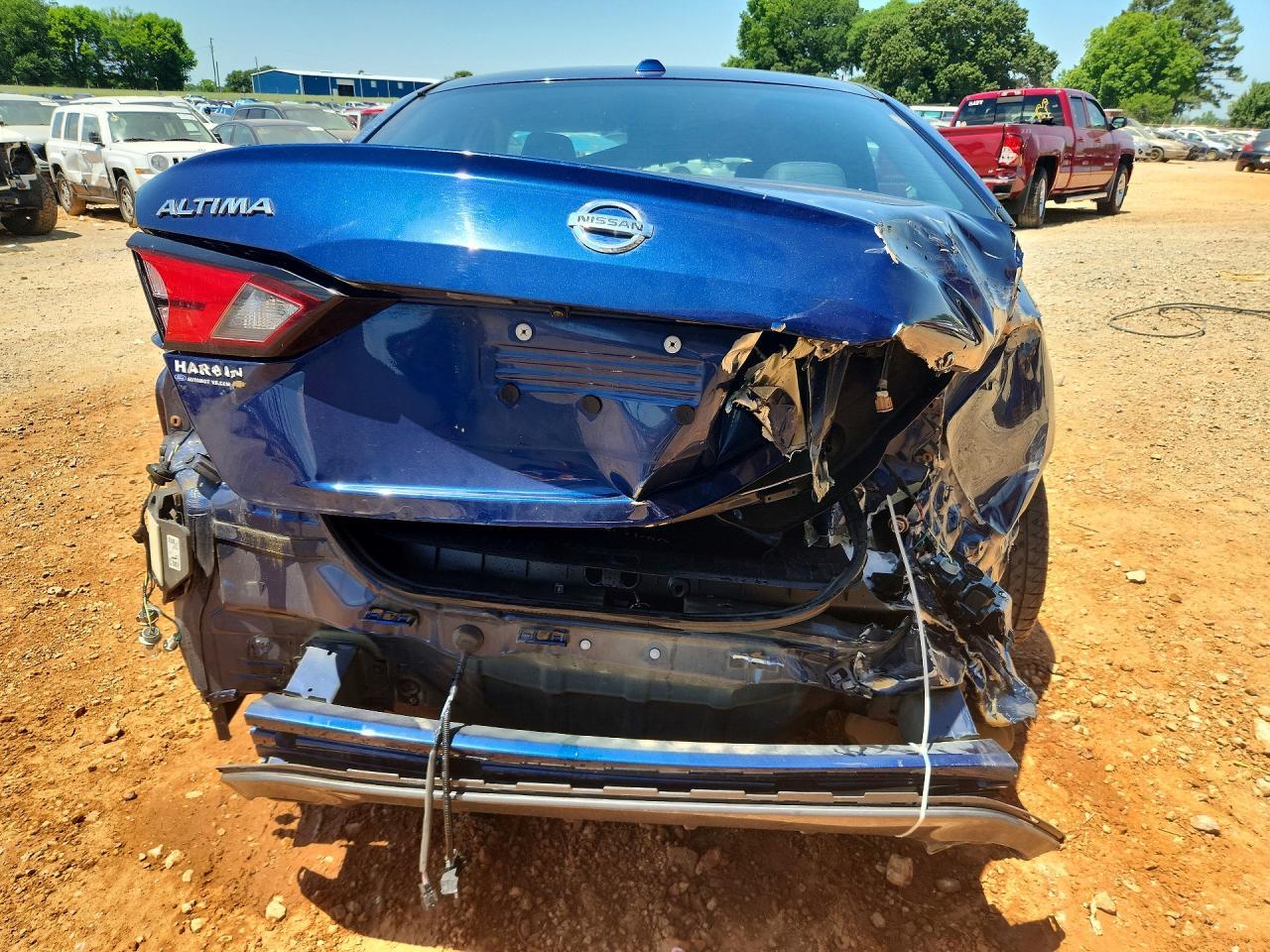 2022 NISSAN ALTIMA