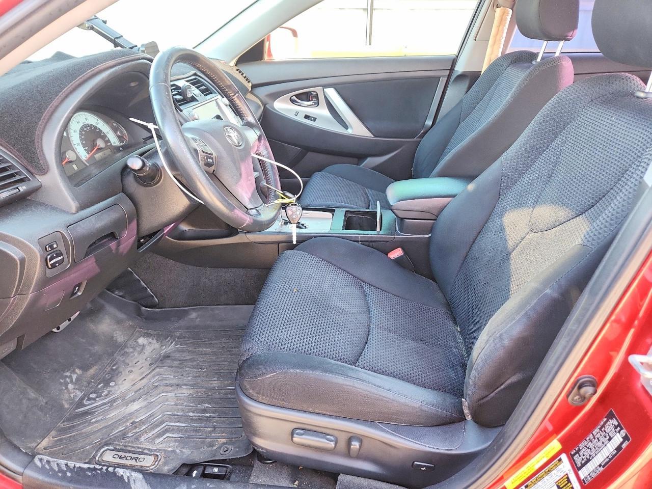 2010 TOYOTA CAMRY
