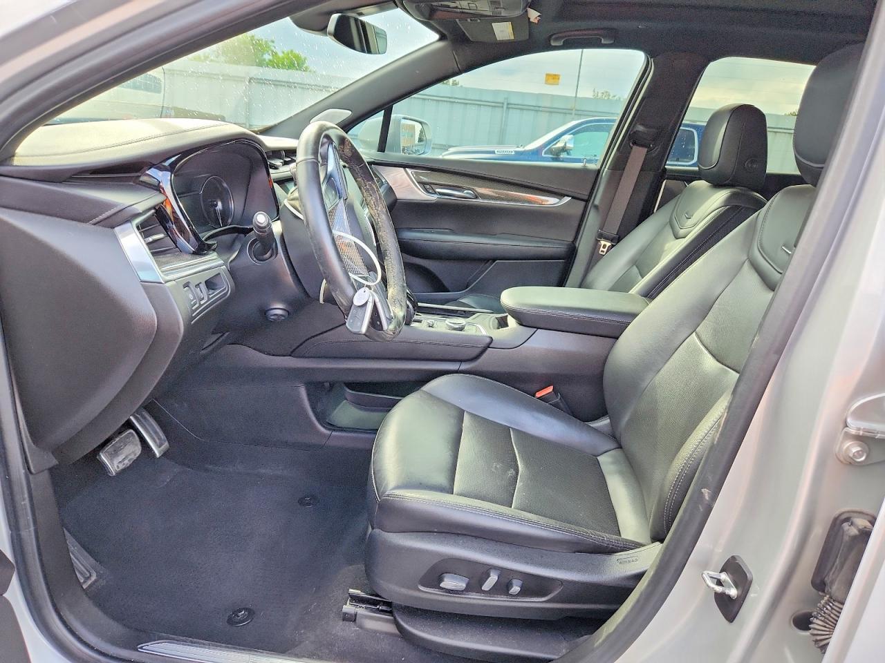 2020 CADILLAC XT5