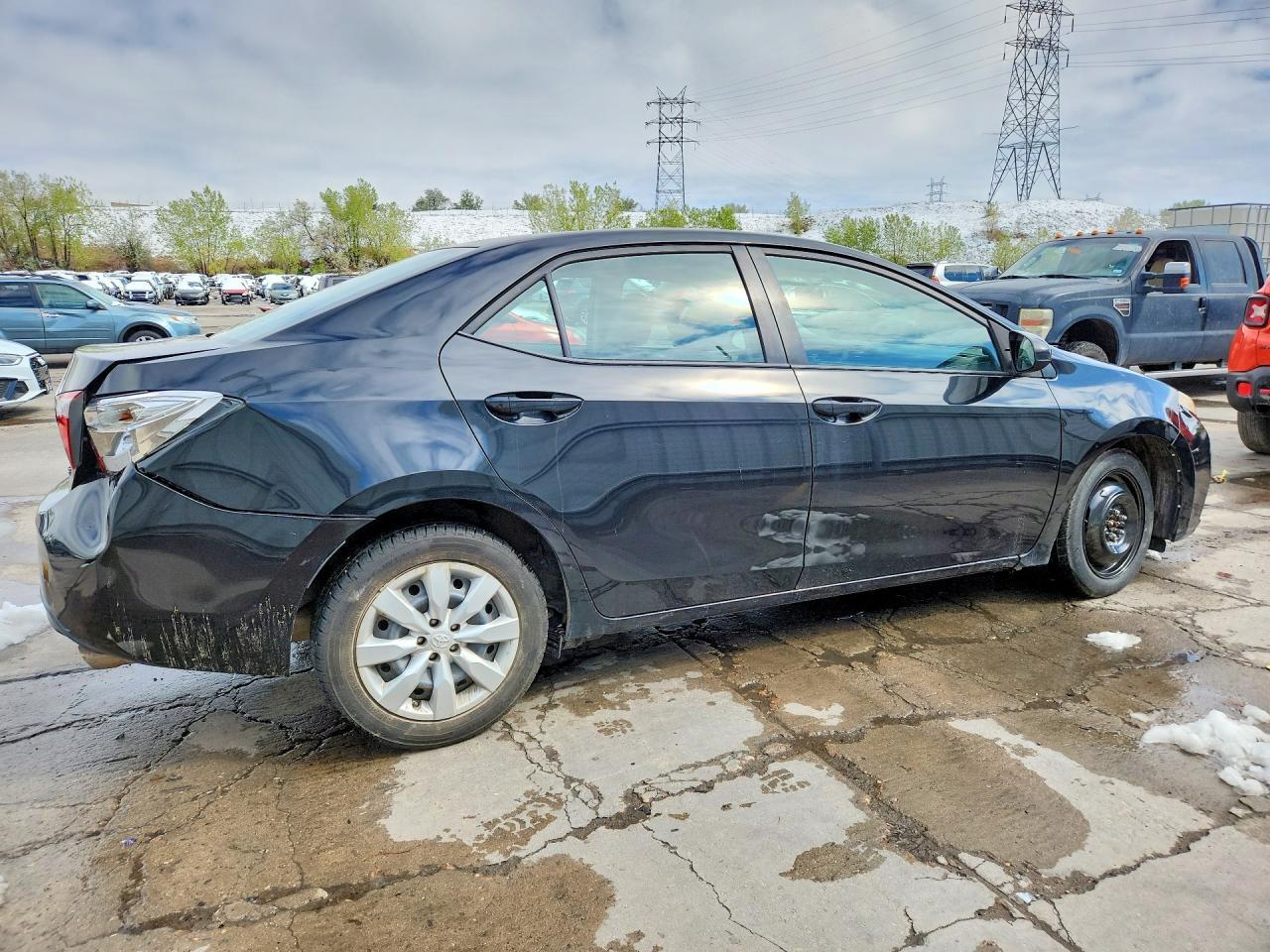 2015 TOYOTA COROLLA