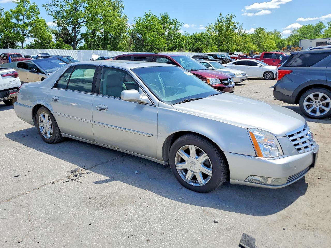 2006 CADILLAC DTS