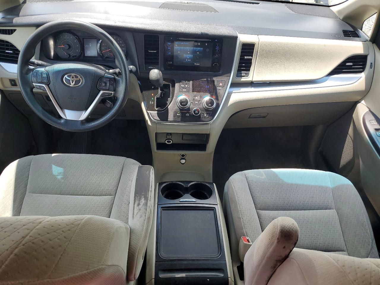 2015 TOYOTA SIENNA