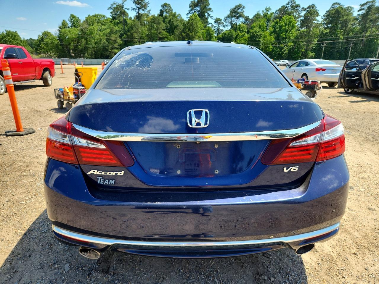 2016 HONDA ACCORD