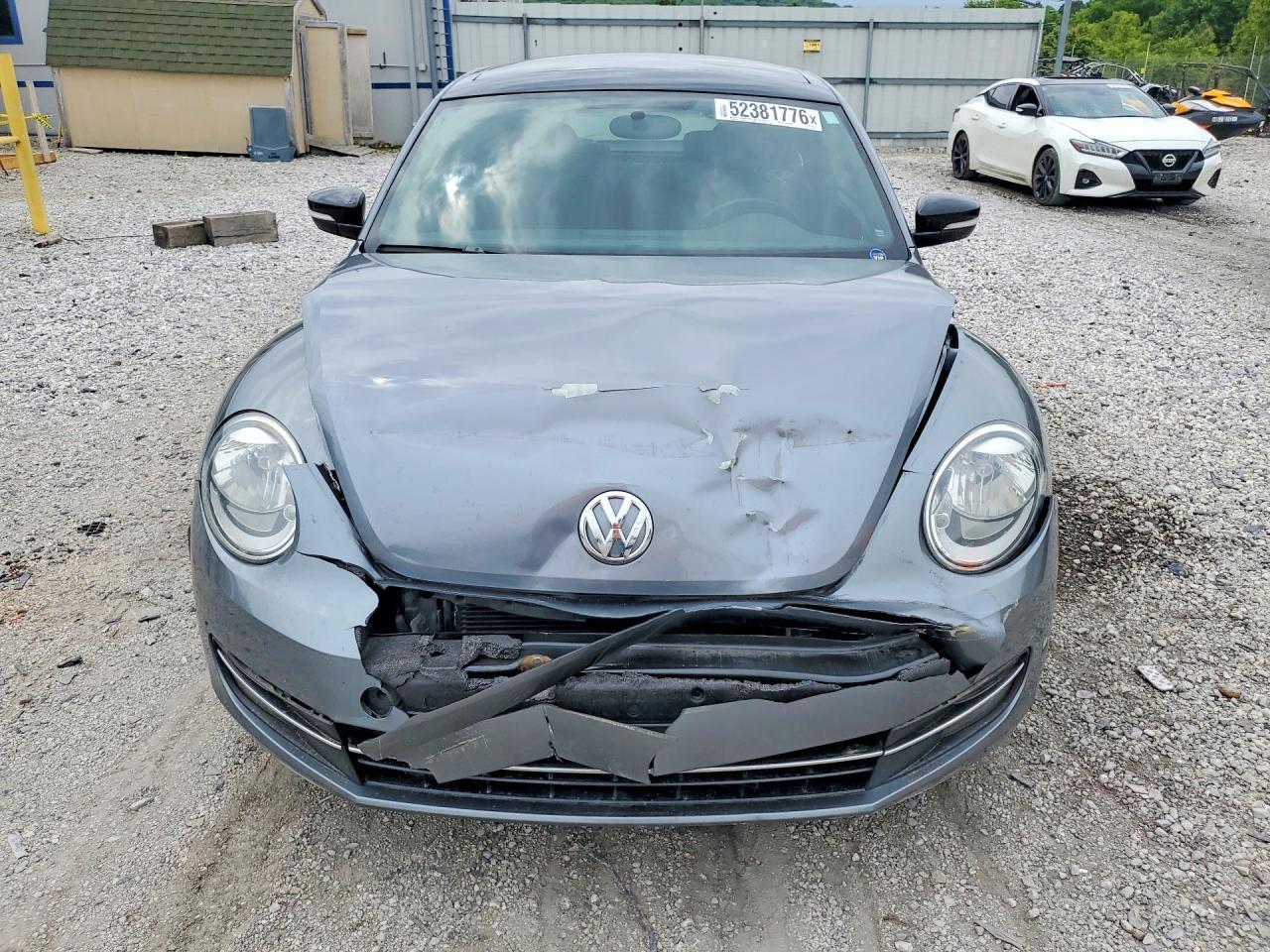 2012 VOLKSWAGEN Beetle