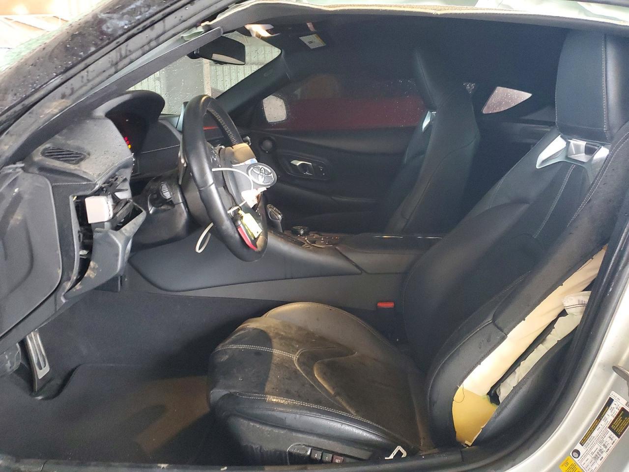 2022 TOYOTA Supra