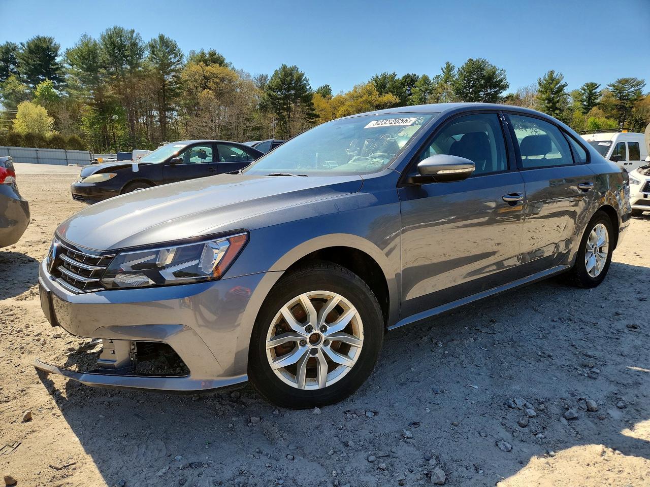 2018 VOLKSWAGEN Passat