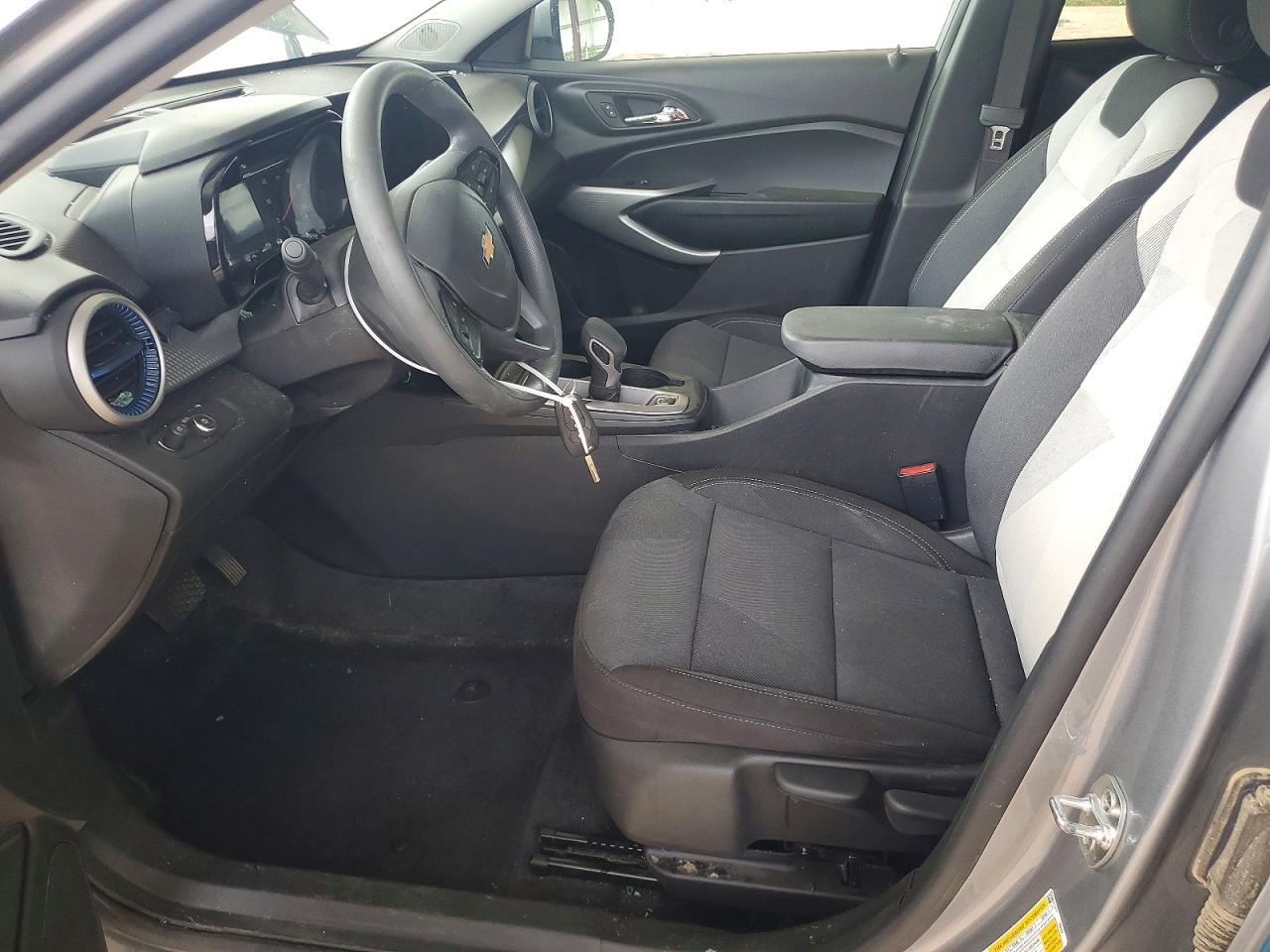 2025 CHEVROLET TRAX