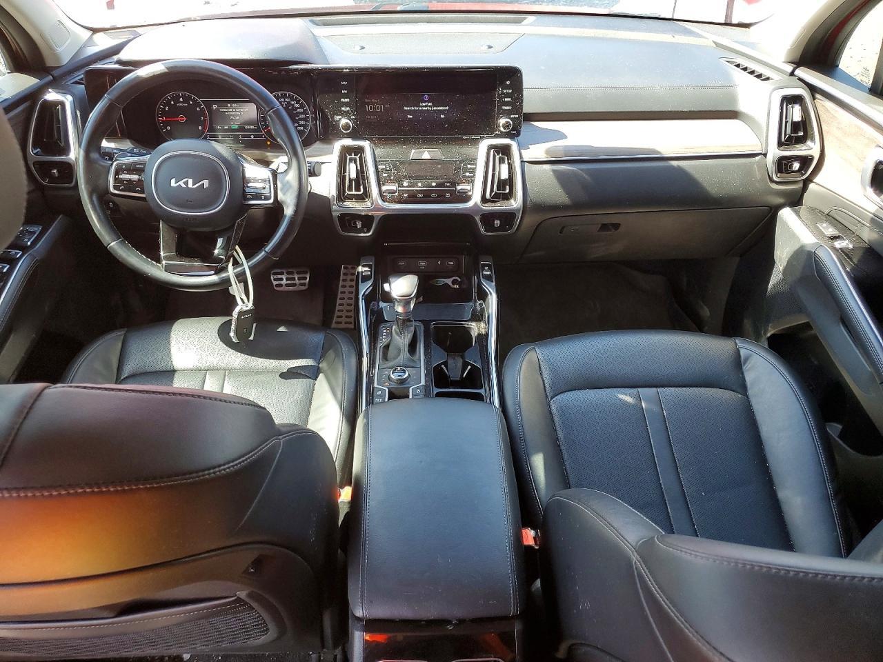 2022 KIA SORENTO