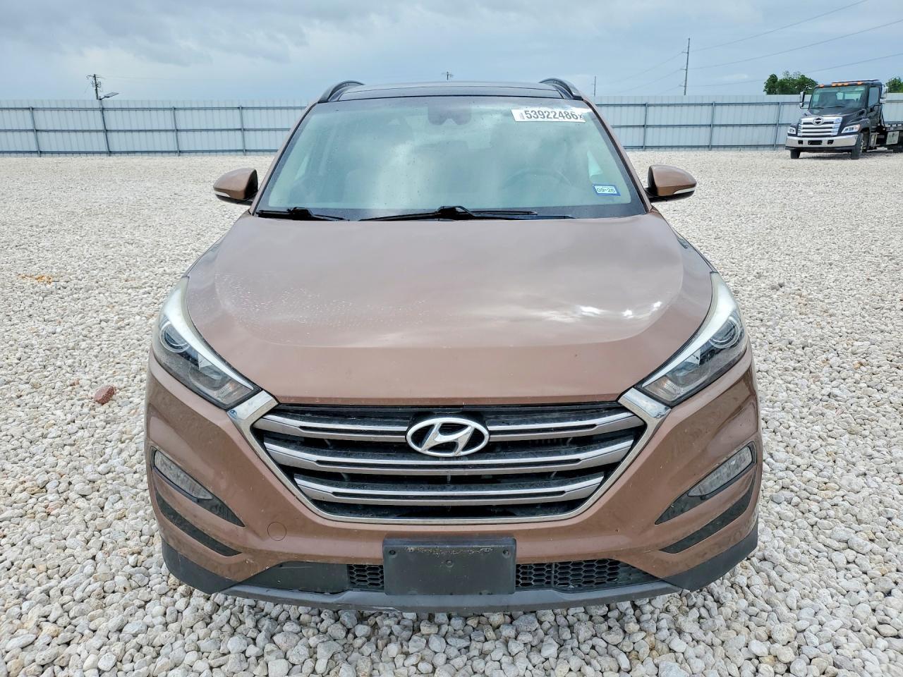 2016 HYUNDAI TUCSON