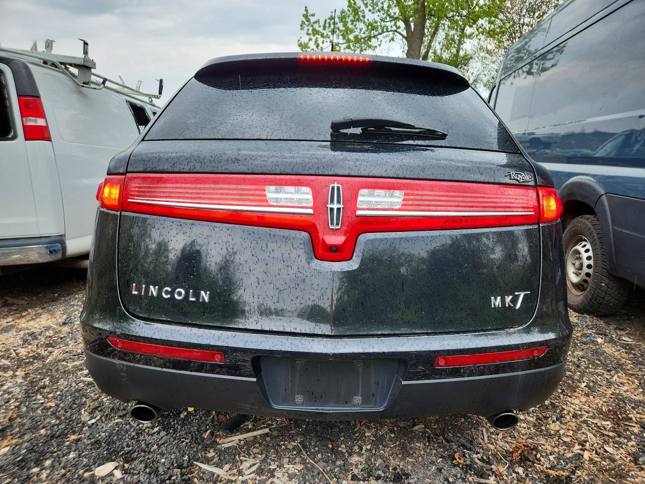 2019 LINCOLN MKT