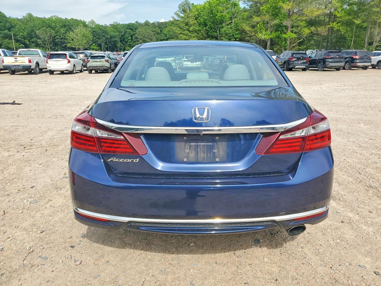 2017 HONDA ACCORD