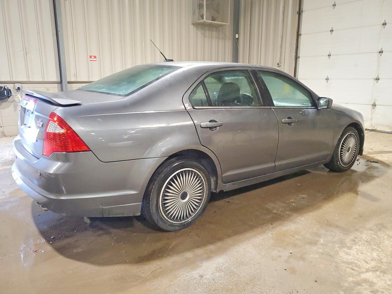 2011 FORD FUSION