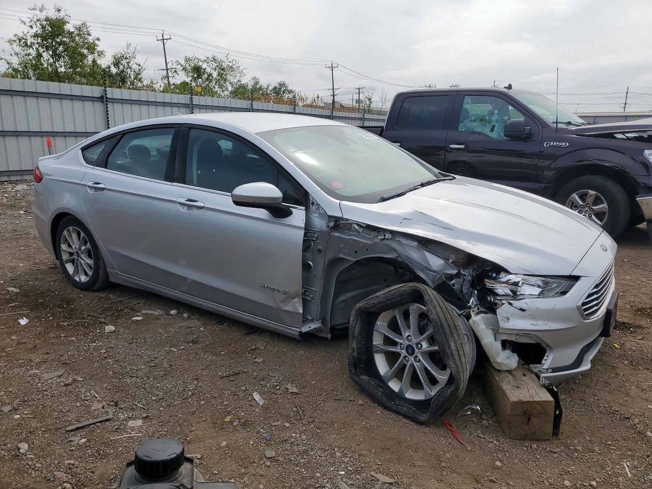 2019 FORD FUSION